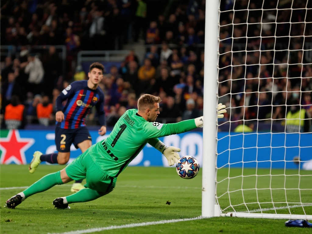 战术调整滞 战术调整滞